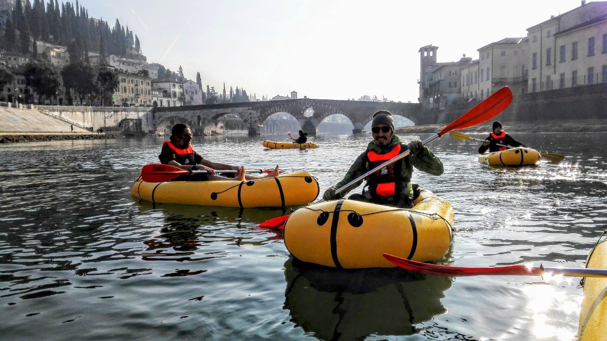 Packraft  - Lungo il fiume Adige a Verona